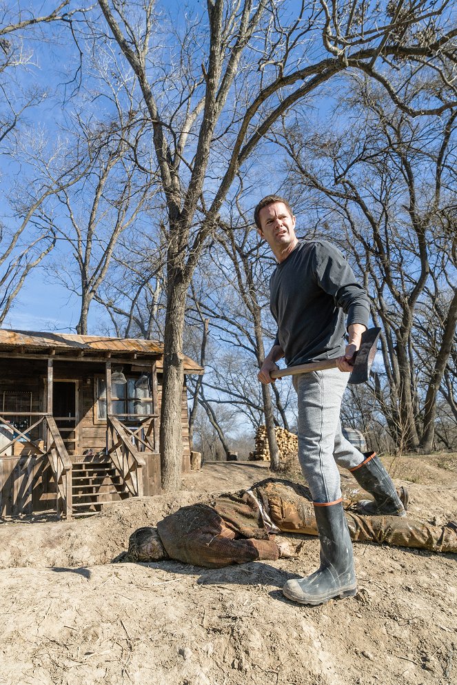 Fear the Walking Dead - Laura - Photos - Garret Dillahunt