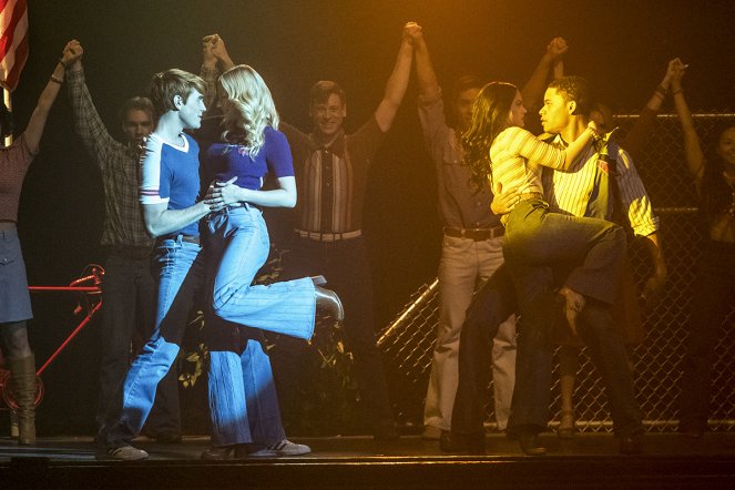 Riverdale - Chapter Thirty-One: A Night to Remember - Photos