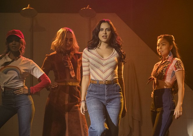 Riverdale - Chapter Thirty-One: A Night to Remember - Photos - Camila Mendes