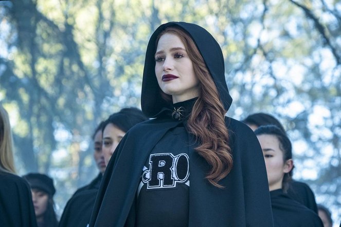 Riverdale - Chapter Thirty-Two: Prisoners - Photos - Madelaine Petsch