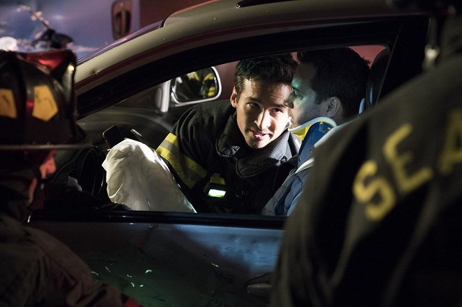 Station 19 - Season 1 - Invisible to Me - Photos - Jay Hayden