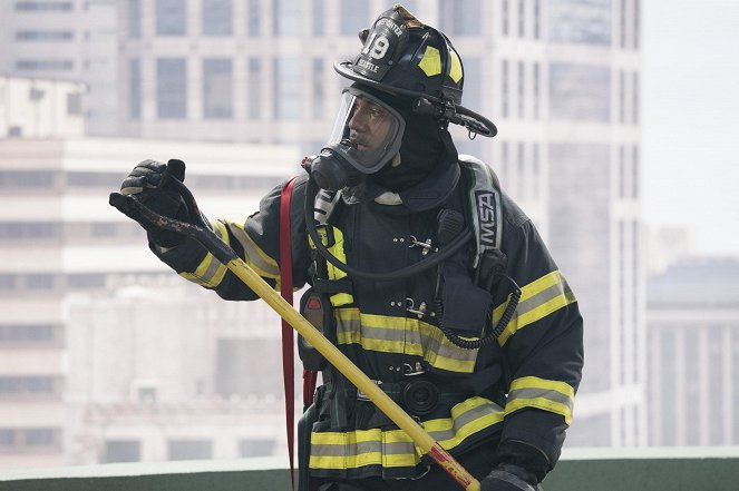 Station 19 - Contain the Flame - Photos - Jason George