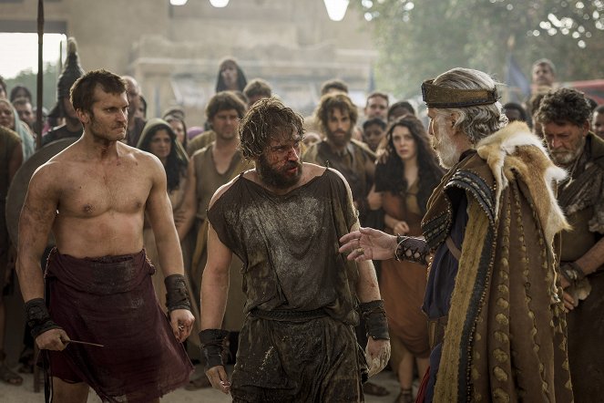 Troy: Fall of a City - Black Blood - De la película - Tom Weston-Jones, Louis Hunter