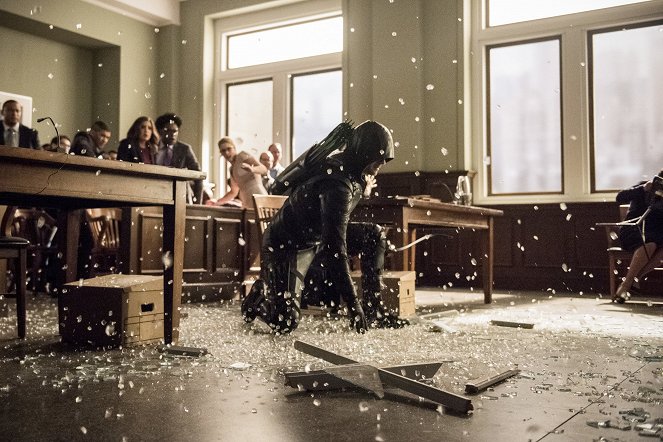 Arrow - Prozess gegen Oliver - Filmfotos - Stephen Amell