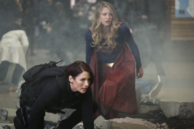 Supergirl - Season 3 - Both Sides Now - Photos - Chyler Leigh