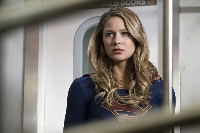 Supergirl - Ambos os lados agora - Do filme - Melissa Benoist