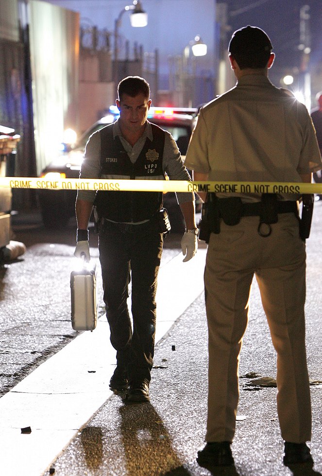 CSI: Kryminalne zagadki Las Vegas - Śmierć i dziewczyna - Z filmu - George Eads