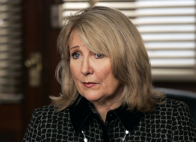 Law & Order: Special Victims Unit - Season 7 - Starved - Photos - Teri Garr