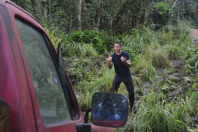Hawaii Five-0 - Season 7 - E Malama Pono - De la película - Alex O'Loughlin