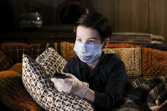 Young Sheldon - A Sneeze, Detention and Sissy Spacek - Photos - Iain Armitage