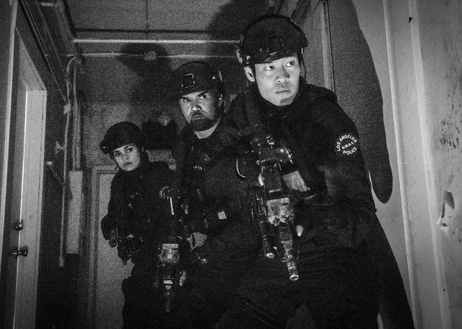 SWAT - Különleges egység - Menhely - Filmfotók - Lina Esco, Shemar Moore, David Lim