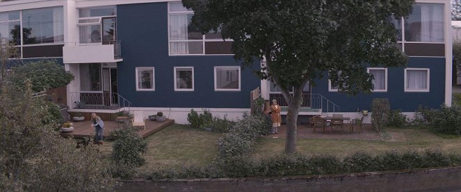 Buenos vecinos - De la película