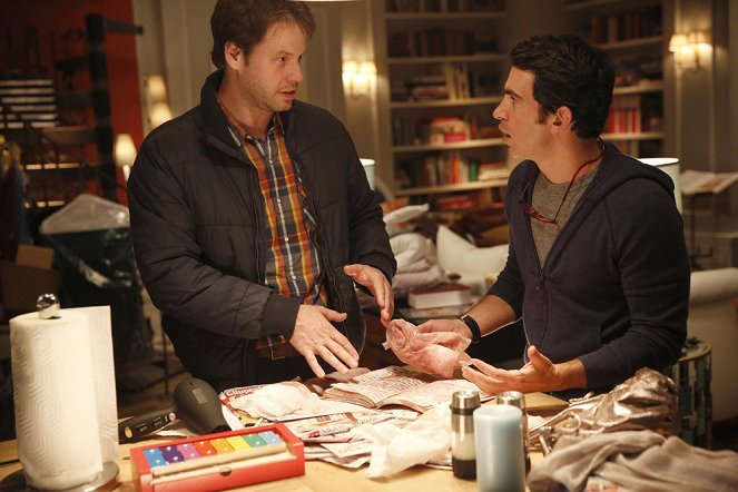 The Mindy Project - Season 3 - Diary of a Mad Indian Woman - Photos - Ike Barinholtz, Chris Messina