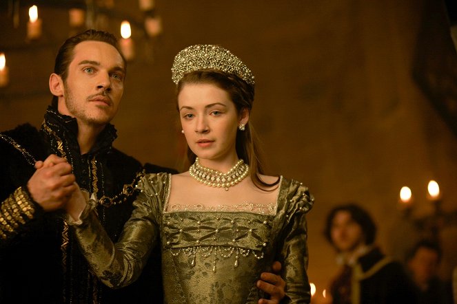 Tudorovci: Sex, moc a intrigy - Občanské nepokoje - Z filmu - Jonathan Rhys Meyers, Sarah Bolger