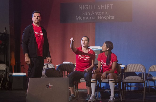 The Night Shift - Turbulence - Photos - Mark Consuelos, Jill Flint, Tanaya Beatty