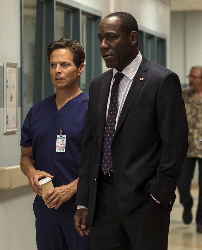 The Night Shift - Season 4 - Resurgence - Photos - Scott Wolf