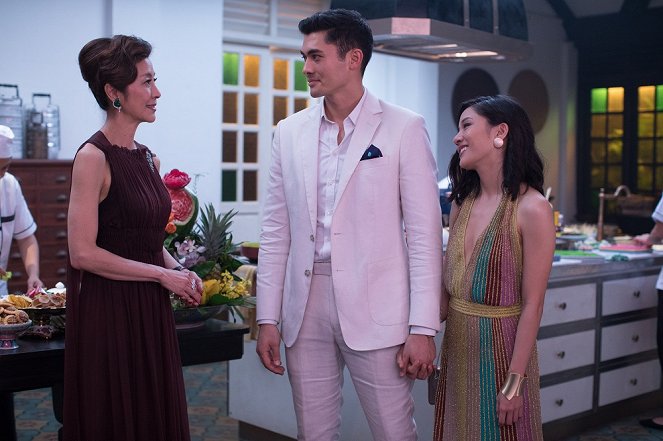 Crazy Rich Asians - Photos - Michelle Yeoh, Henry Golding, Constance Wu
