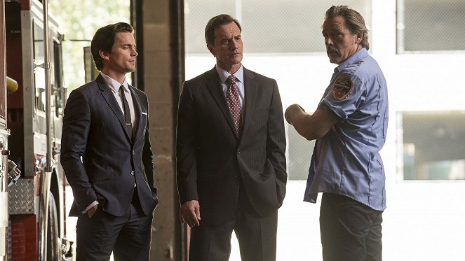 Białe kołnierzyki - Season 5 - Cena wolności - Z filmu - Matt Bomer, Tim DeKay