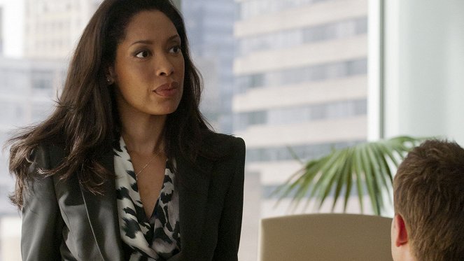 Suits - Season 1 - Errors and Omissions - Photos - Gina Torres
