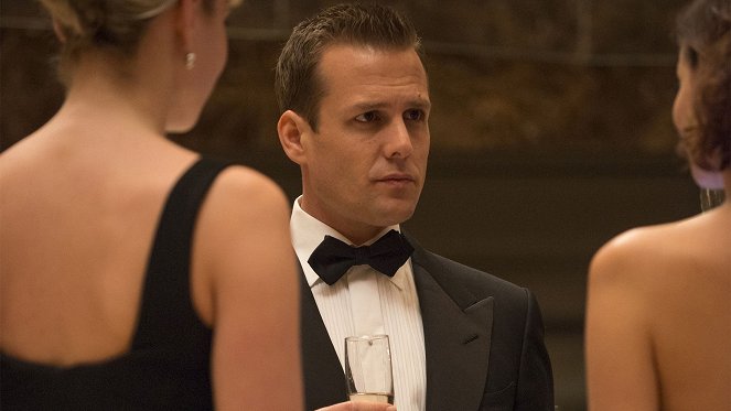 Suits - All In - Photos - Gabriel Macht