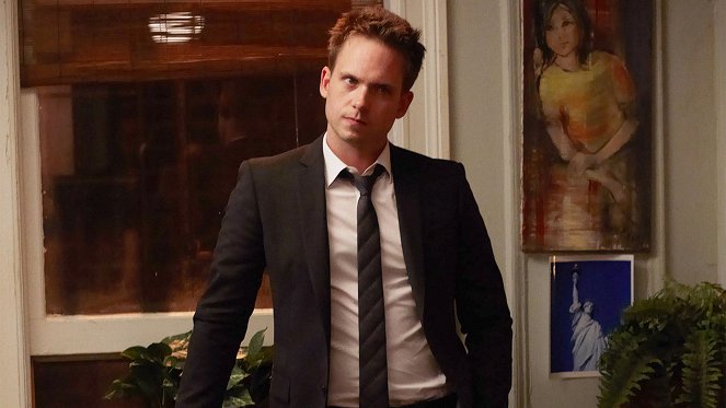 Suits - Blind-Sided - Photos - Patrick J. Adams