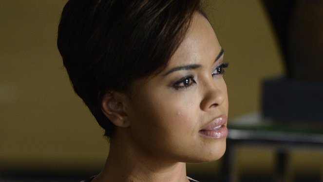 Suits - Season 3 - Yesterday's Gone - Photos - Sharon Leal
