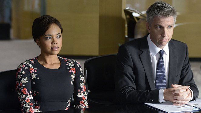 Suits - Season 3 - Yesterday's Gone - Photos - Sharon Leal, Shawn Campbell