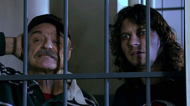 Policajti z centra - Ananas - De la película - Pavel Nový