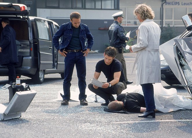 Alarm für Cobra 11 - Die Autobahnpolizei - Season 7 - Tödliche Fracht - Photos - Erdogan Atalay, Christian Oliver