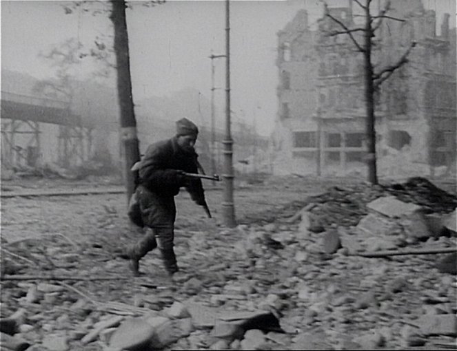 Das Jahr 1945 - Kuvat elokuvasta