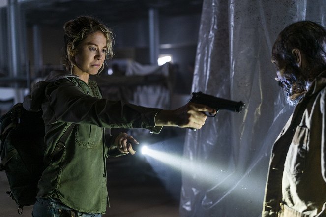 Fear the Walking Dead - Nur für den Fall - Filmfotos - Jenna Elfman