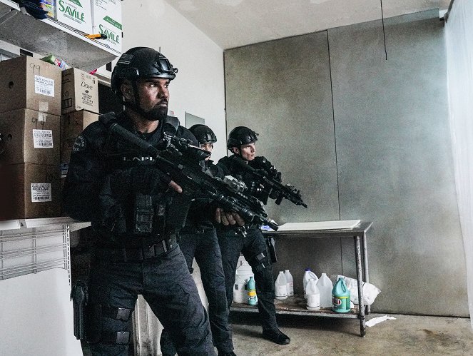 SWAT - Különleges egység - Fegyvertár - Filmfotók - Shemar Moore