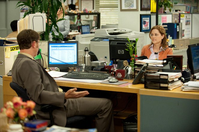 The Office (U.S.) - Suit Warehouse - Photos - Jenna Fischer