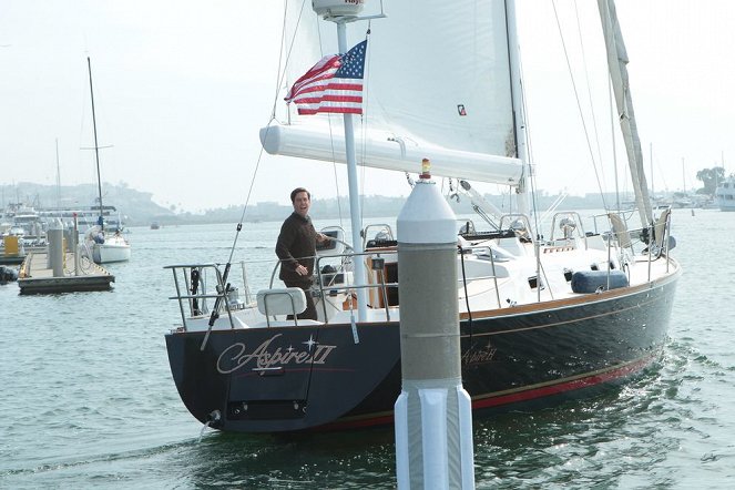 The Office - The Boat - Photos - Ed Helms