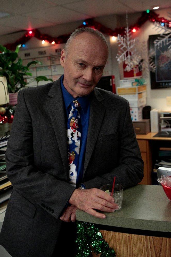 The Office (U.S.) - Season 8 - Christmas Wishes - Photos - Creed Bratton
