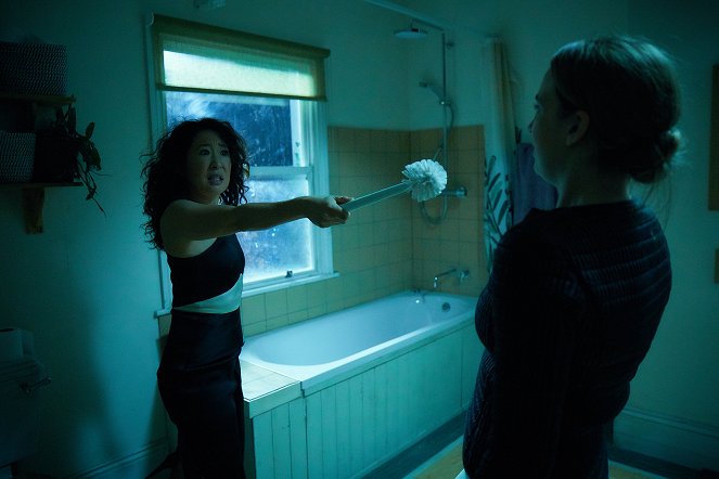 Killing Eve - I Have a Thing About Bathrooms - Photos - Sandra Oh