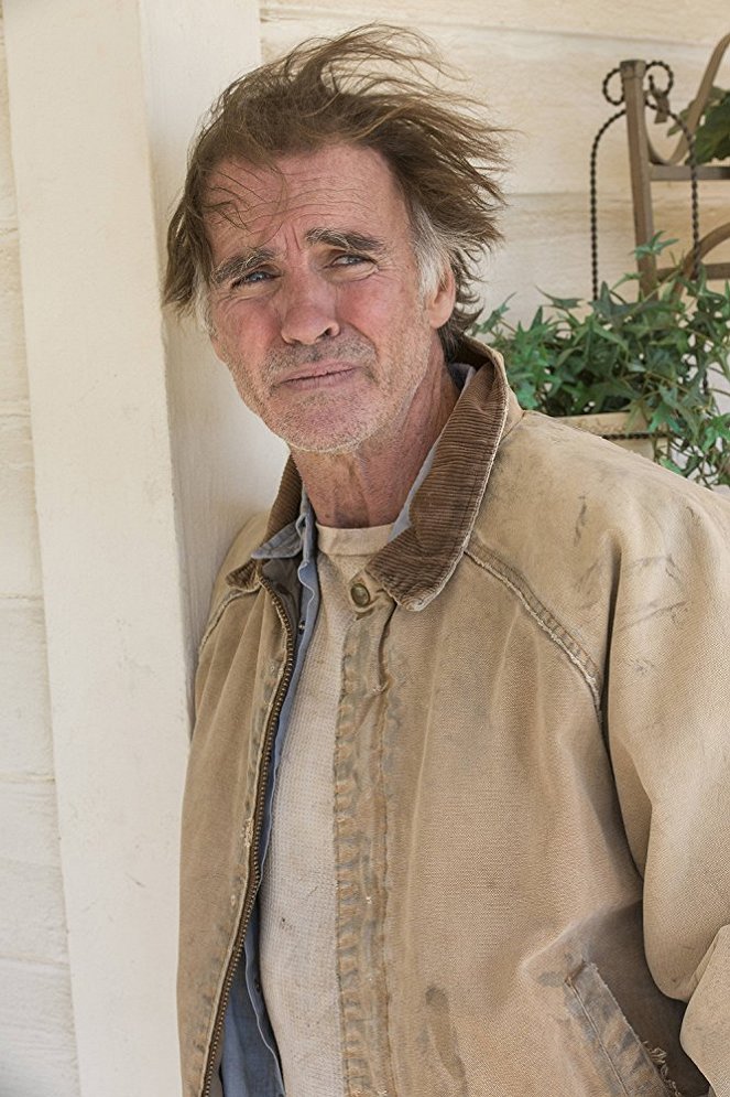 Justified - Alive Day - Photos - Jeff Fahey