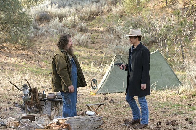 Justified - Collateral - Photos - Tom Proctor, Timothy Olyphant