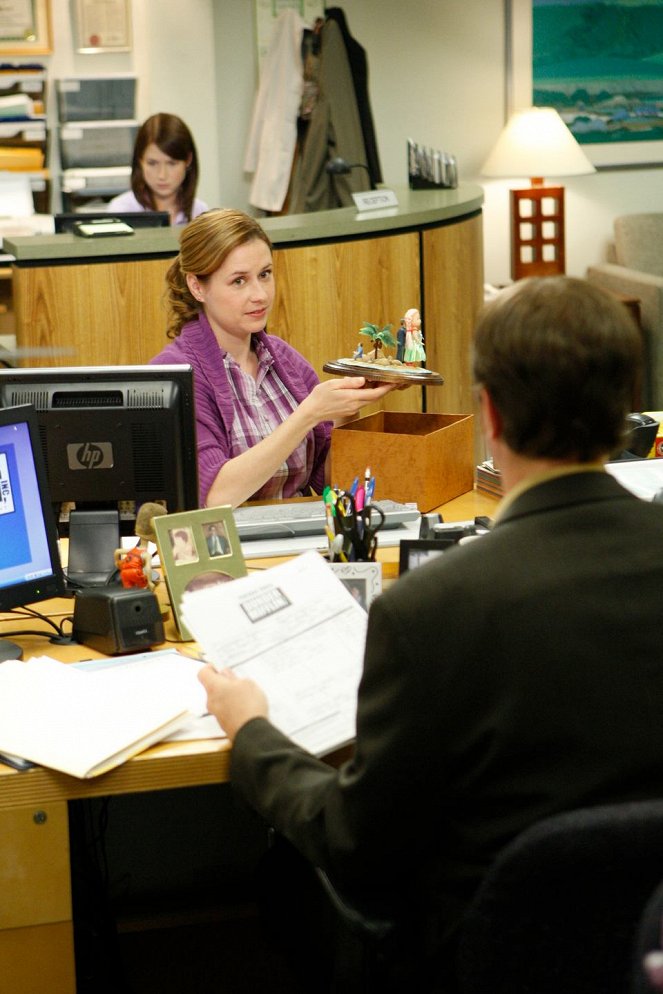 The Office (U.S.) - Casual Friday - Photos - Jenna Fischer