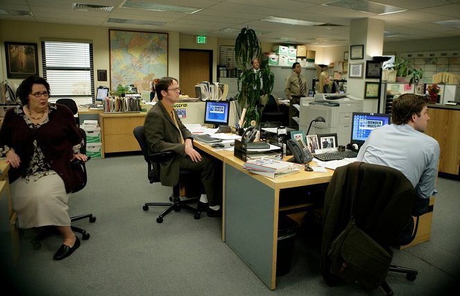 The Office (U.S.) - Two Weeks - Photos - Phyllis Smith, Rainn Wilson, John Krasinski