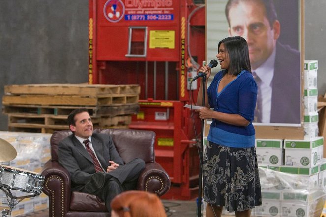 The Office - Stress Relief - Photos - Steve Carell, Mindy Kaling