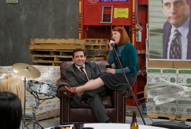 The Office (U.S.) - Stress Relief - Photos - Steve Carell, Kate Flannery