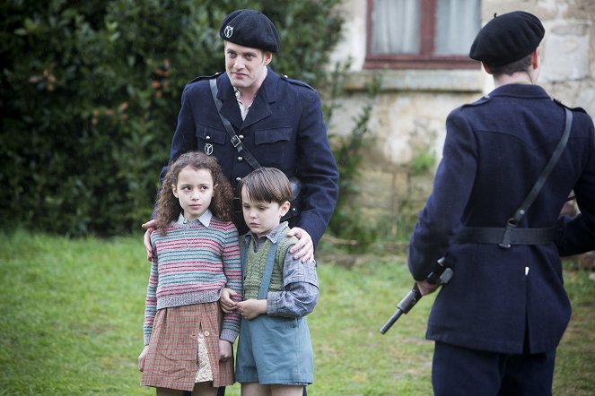 Un village français - Season 5 - De la película