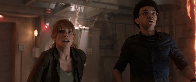 Jurassic World: Fallen Kingdom - Photos - Bryce Dallas Howard, Justice Smith