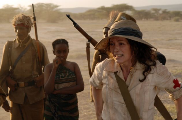 Afrika, mon amour - Episode 2 - Van film - Iris Berben