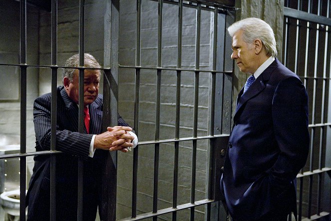 Boston Legal - Season 5 - Hinrichtung - Filmfotos - William Shatner, John Larroquette