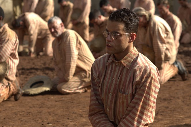 Motýľ: Útek z väzenia - Z filmu - Rami Malek