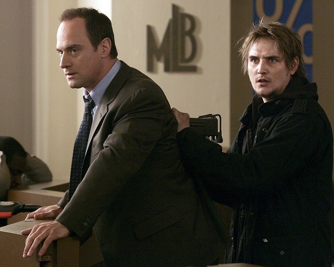 Law & Order: Special Victims Unit - Blast - Van film - Christopher Meloni, Shawn Reaves