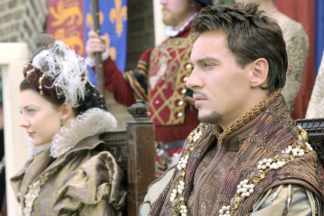 Tudorovci - Pravda a spravedlnost - Z filmu - Natalie Dormer, Jonathan Rhys Meyers