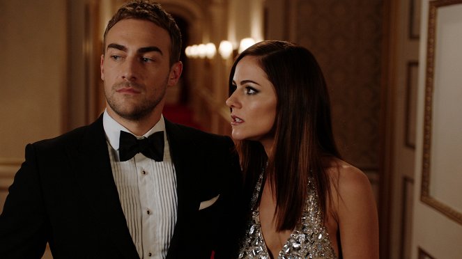 The Royals - My News Shall Be the Fruit to That Great Feast - Z filmu - Tom Austen, Alexandra Park